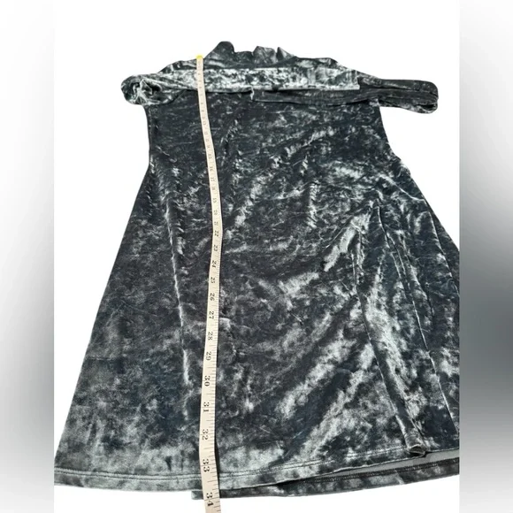 Urban Outfitters Kimchi Blue Crushed Mock- Neck‎ Mini Velvet Dress- Large - Picture 7 of 9